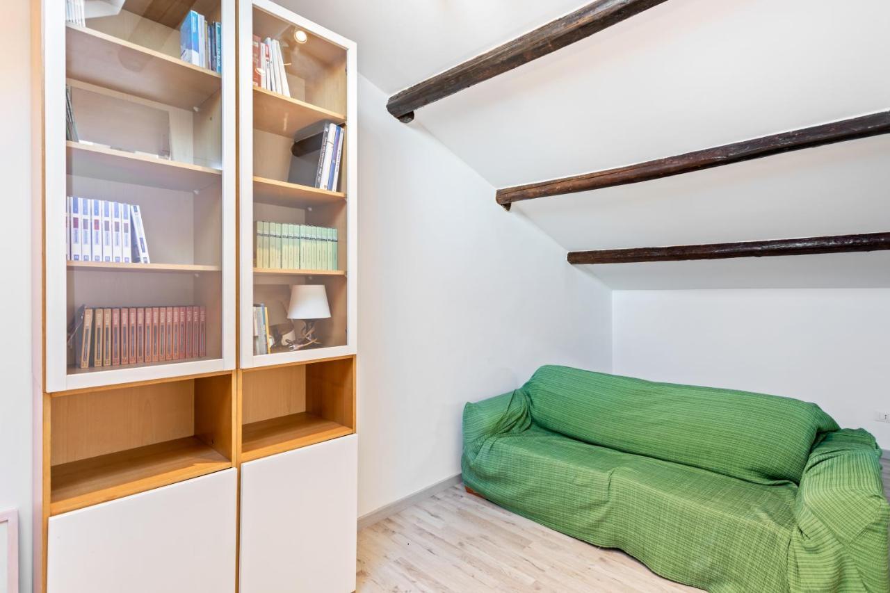 Liberta Frame Apartment With Terrace And Etna View カターニア エクステリア 写真
