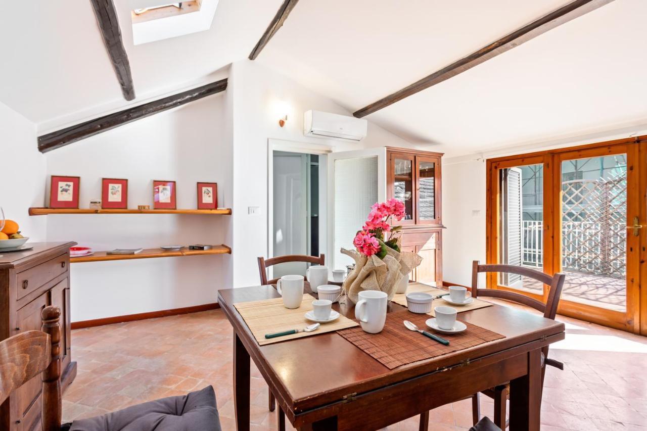 Liberta Frame Apartment With Terrace And Etna View カターニア エクステリア 写真