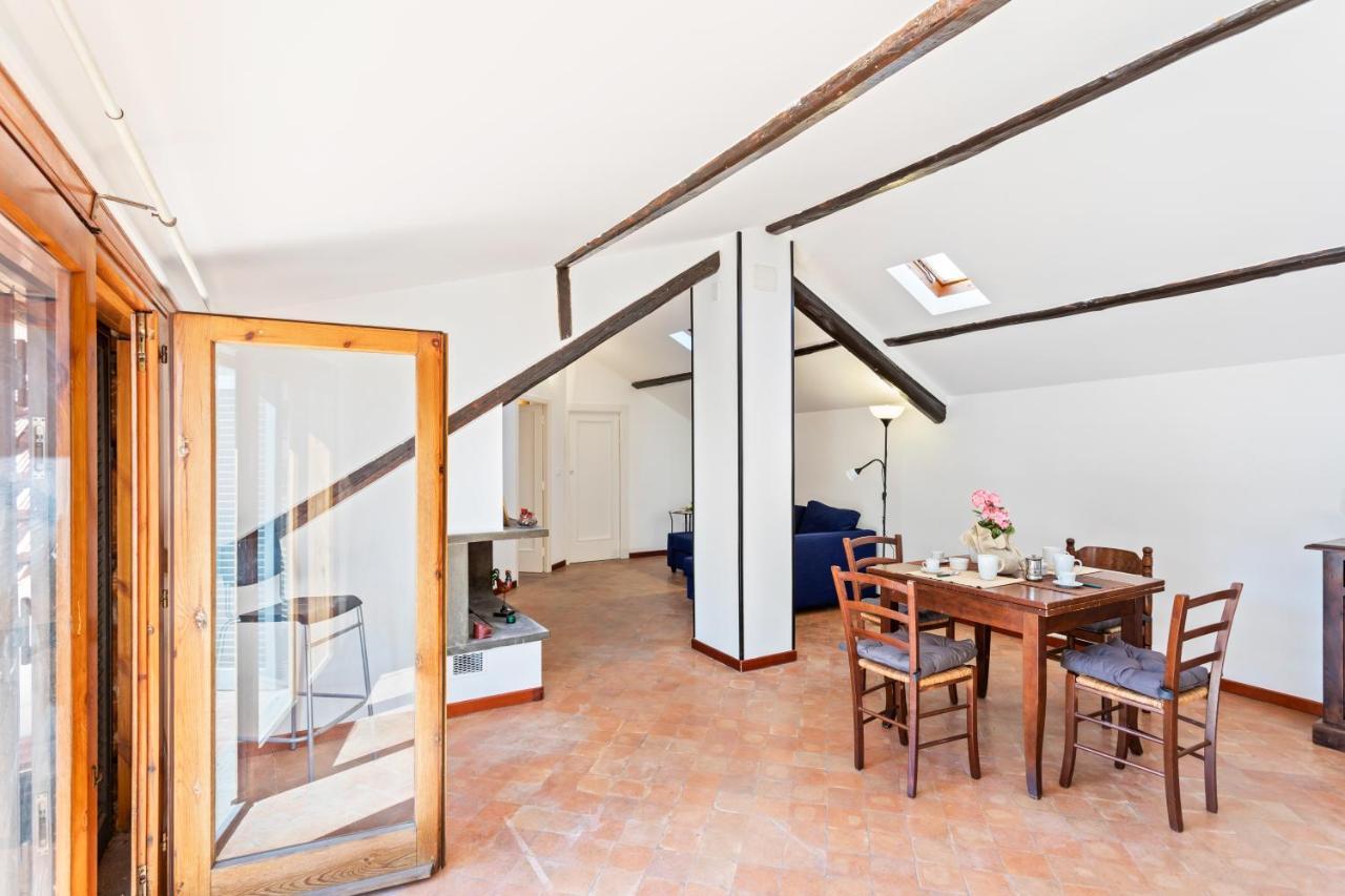 Liberta Frame Apartment With Terrace And Etna View カターニア エクステリア 写真